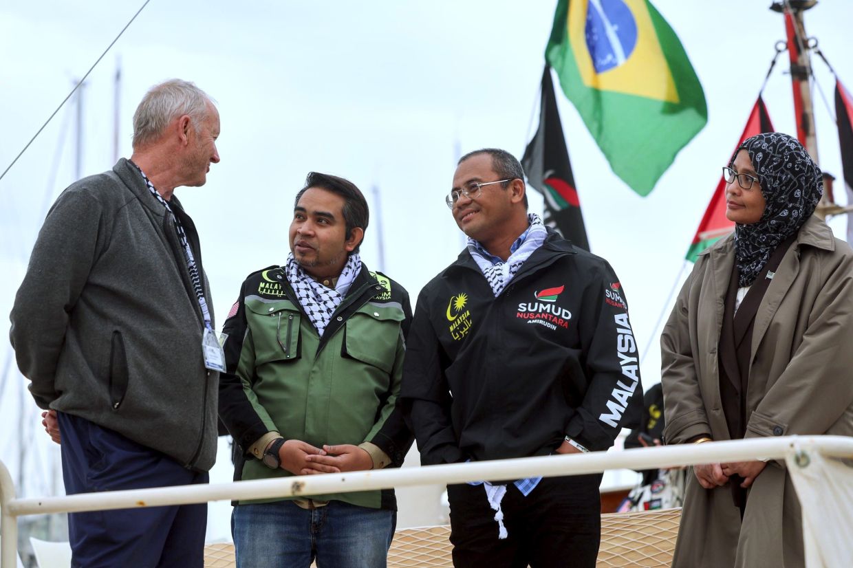 Govt to closely monitor Global Sumud Flotilla 2.0, says Amirudin