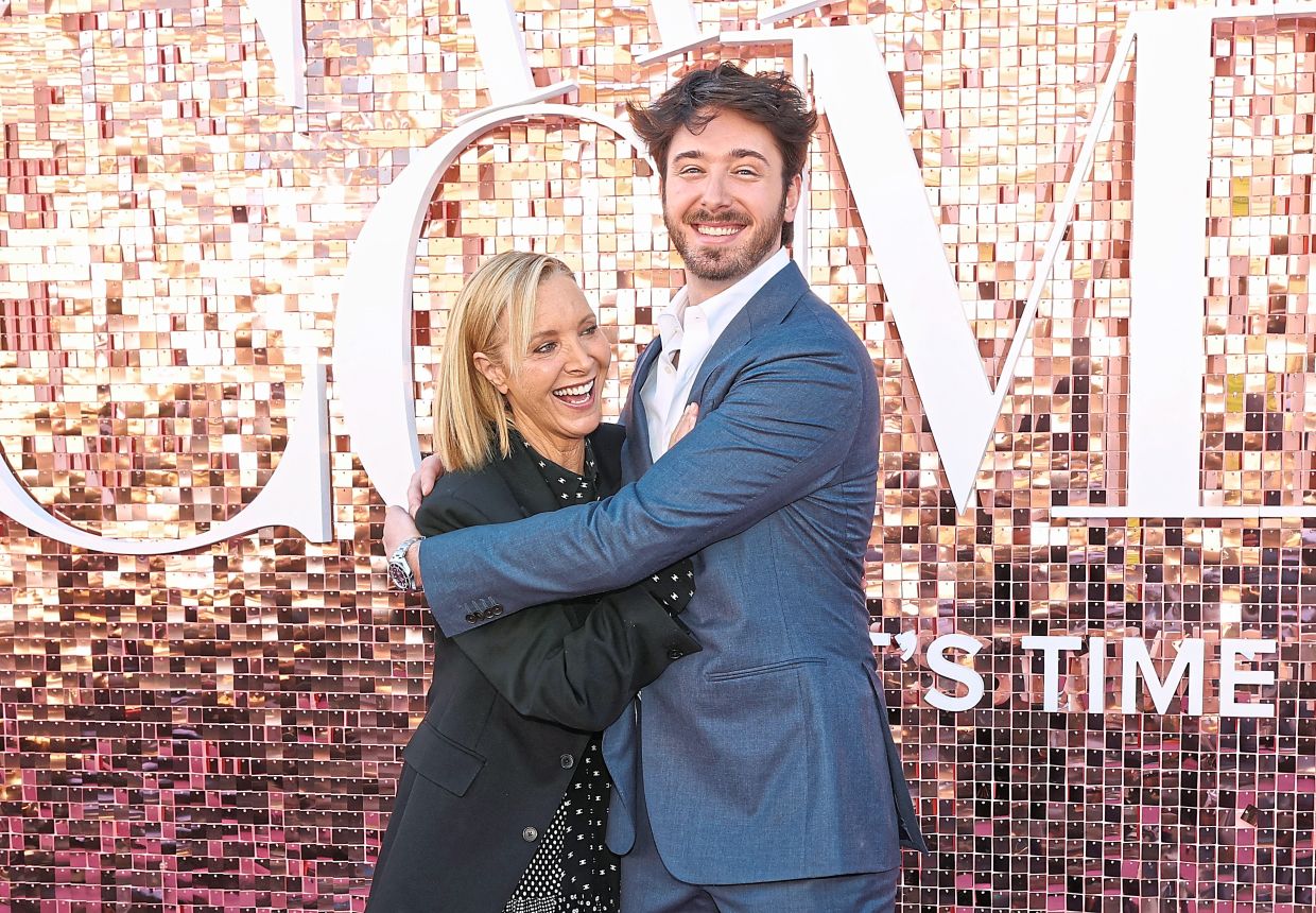 Julian Stern (right) acts alongside his mum in the third season of 'The Comeback'. Photo: Reuters 
