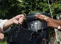 Snatch theft gang busted in Cheras