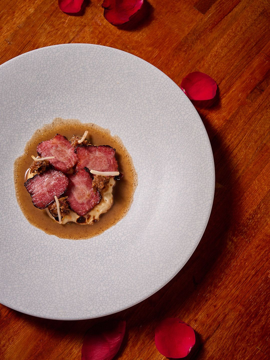 Chefs work hard to put out beautiful meals, but all the stress and tension in the kitchen can often be downright ugly, which is why chefs like Weldie are trying to create better environments. — Chipta11a