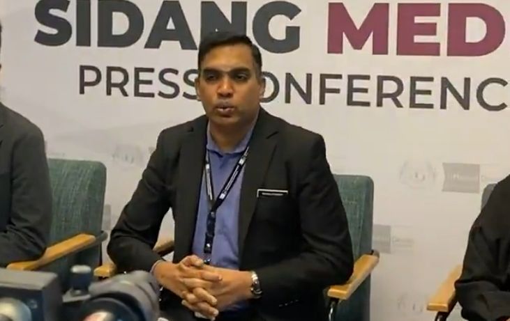 Dr Muralitharan said among the most frequently reported products were contact lenses, thermometers, blood pressure monitors, catheters and syringes.
