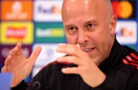 Soccer-Slot says Liverpool believe they can do something special as they seek another Anfield miracle