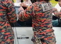 Achievement Unlocked: Bomba saves toddler locked inside car in Puncak Alam