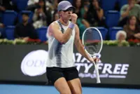 Tennis-Swiatek banks on Nadal's former coach to reignite her season