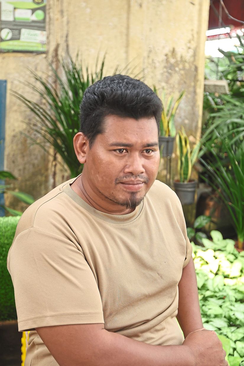 Muhamad Syuhaimi: RM10,000 isn’t enough to cover costs of moving his furniture business.