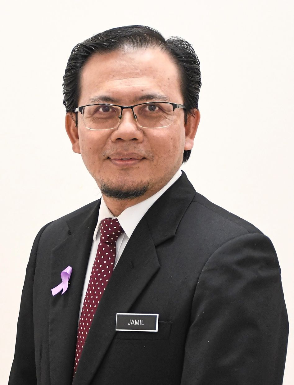 Dr Jamil says the next step after being diagnosed as HPV positive depends of the patient's risk profile. Photo: National Cancer Institute