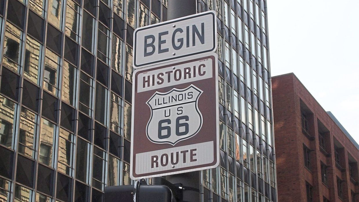 Route 66 begins in Chicago, Illinois, and ends in Santa Monica (inset), California. 