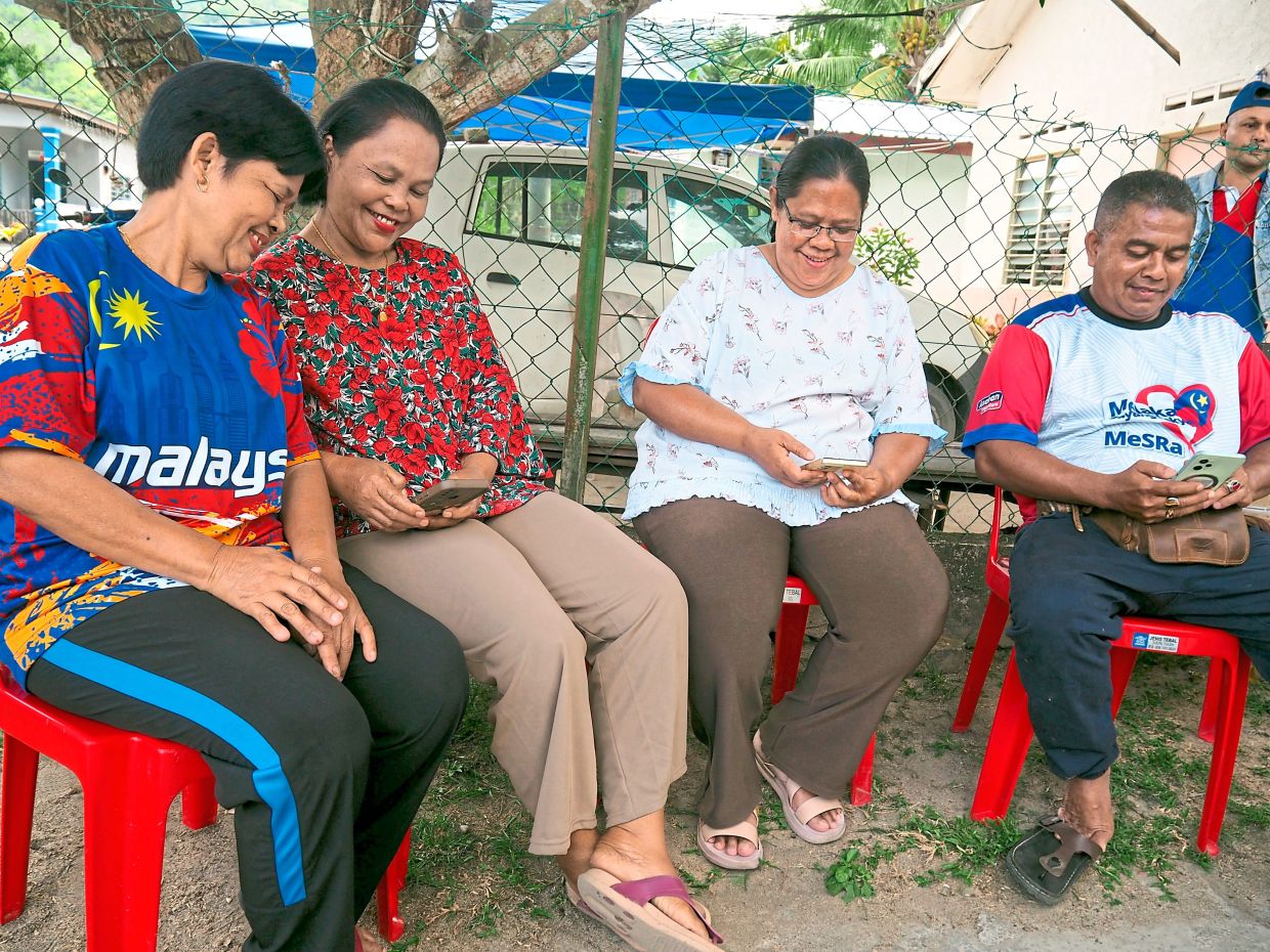Previously, residents had weak Internet access and had to travel to a town about 5km away if they had important matters that required a stable connection.