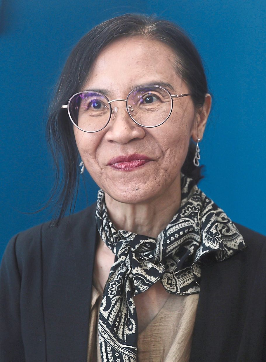 Prof Chong says counsellors at the centre help students pick their courses.