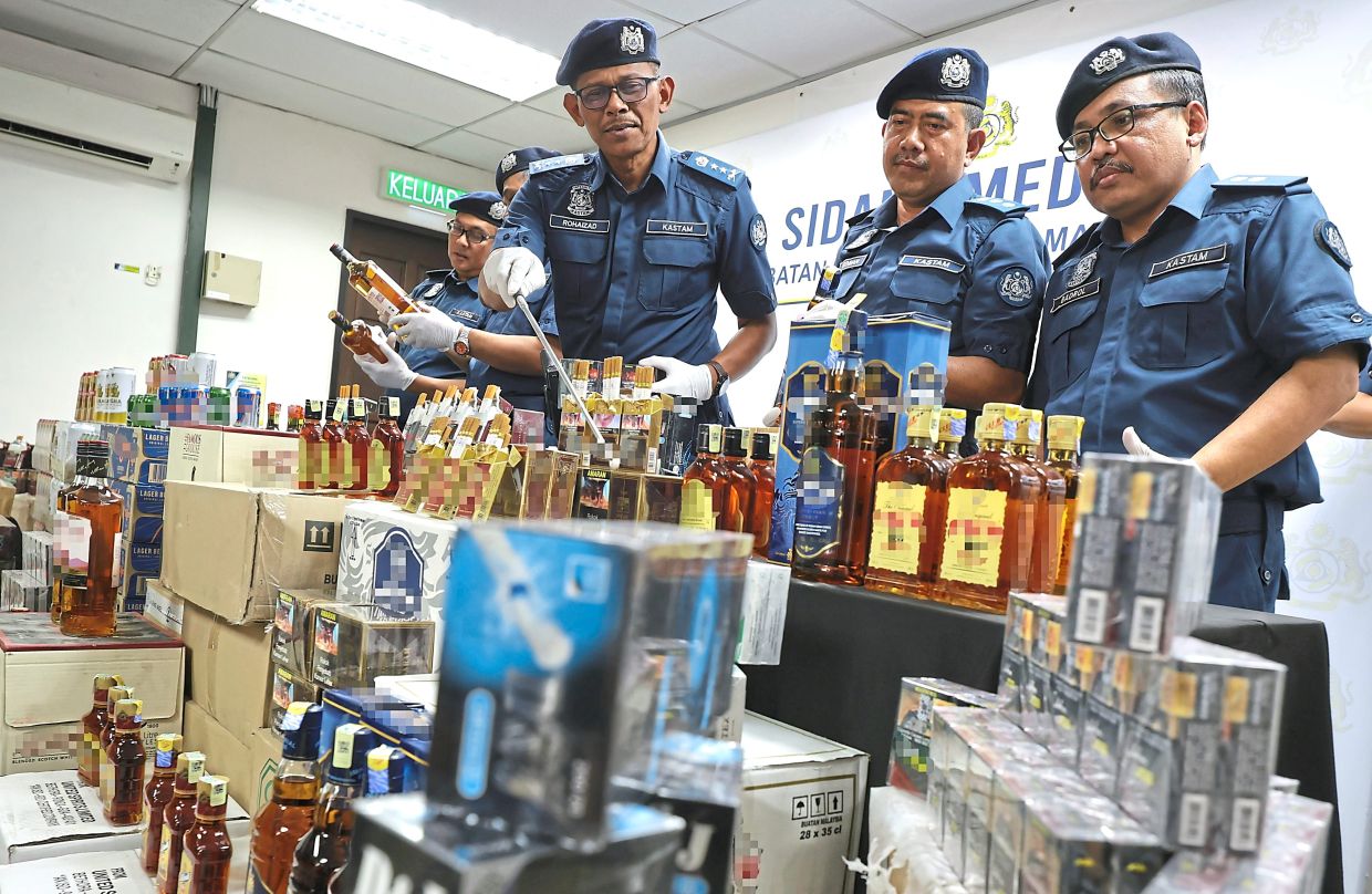 Each bottle bore a Customs Department duty paid stamp with a QR code linking to a so-called official website.

However, upon closer inspection, the bottles carried identical serial numbers and some of the labels were peeling.
