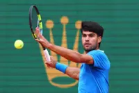 Tennis-Alcaraz withdraws from Barcelona Open due to wrist injury