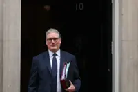 Starmer summons TikTok, Meta, X bosses over children's online safety