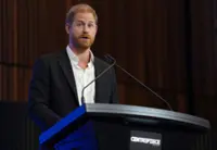Prince Harry praises Australia's leadership on social media ban as Meghan tells of online bullying