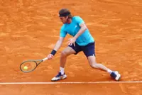 Tennis-Tsitsipas' Munich switch backfires as rankings slide continues