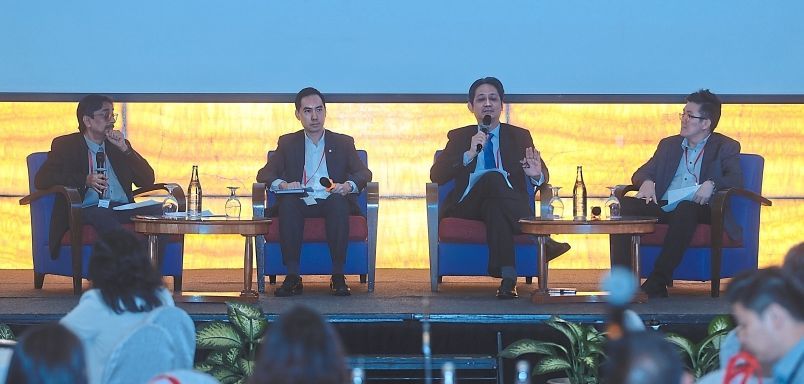 (From right) Choo, lawyer Leonard Yeoh, Teoh and moderator Dr Govindan G. Subramaniam during a panel discussion at the Sustainable Workforce Summit 2026 on AI and Talent Development held in George Town. — ZHAFARAN NASIB/The Star
