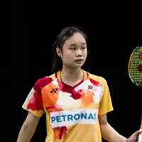 Rexy reverses call by naming young Jie Yu as Pearly's replacement