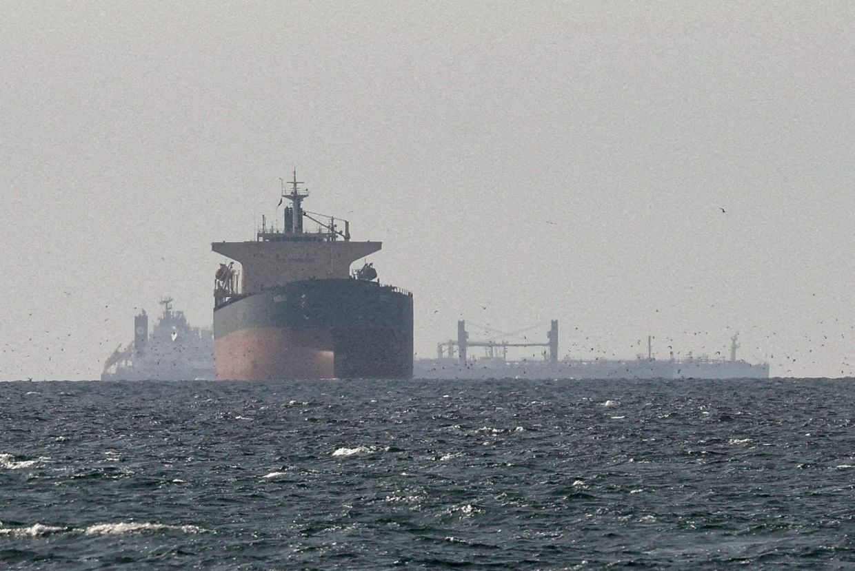 Iranian gunboats fire on tanker in Strait of Hormuz as Iran reimposes ...