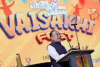 Anwar pays personal tribute to Sikh community