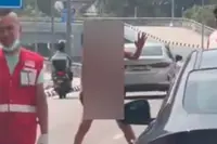 Nude man disrupts traffic in George Town