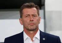 Soccer-Japanese clubs cannot compete with big-spending Saudis, says Kobe coach Skibbe