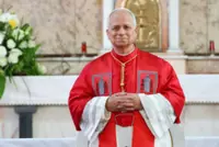 Pope Leo offers thanks for 'great gift' of Francis, one year on from his death