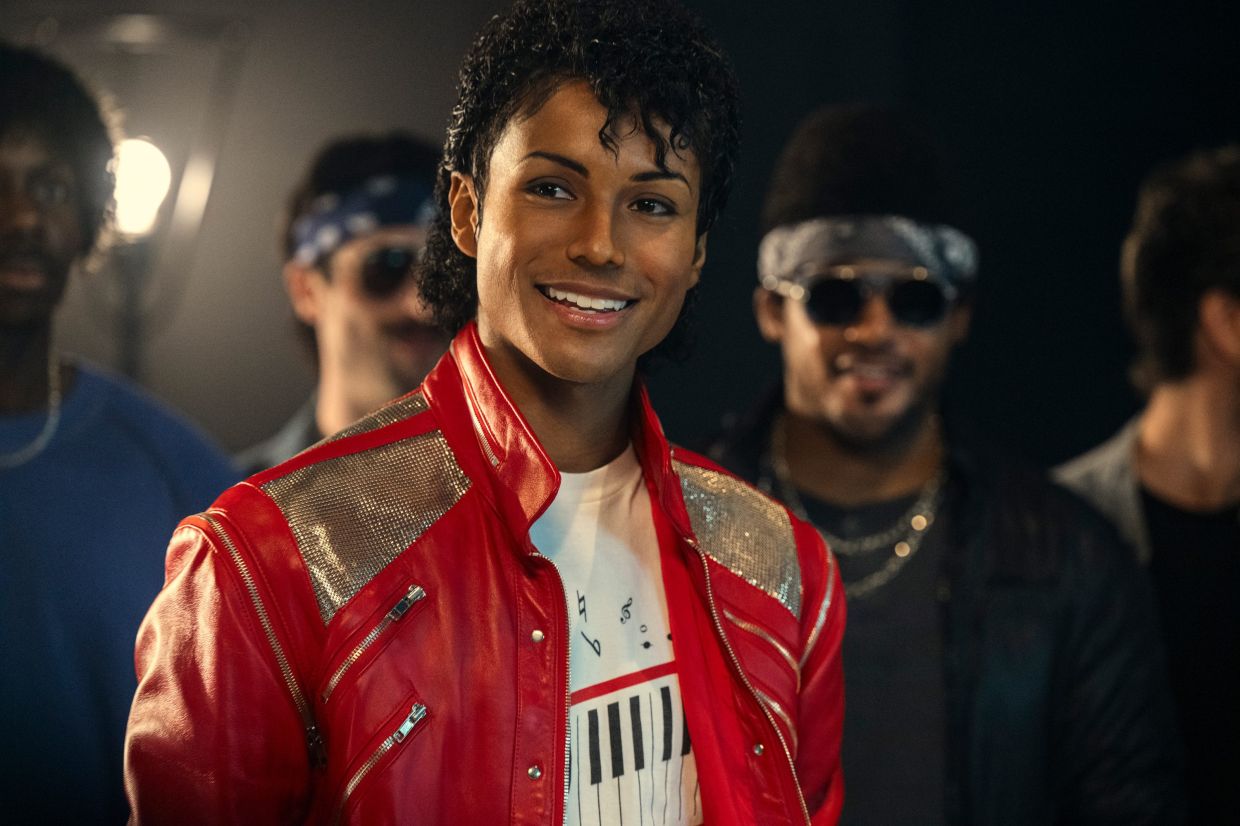 „Michael“-Kritik: Jaafar Jackson glänzt in einer konventionellen ...