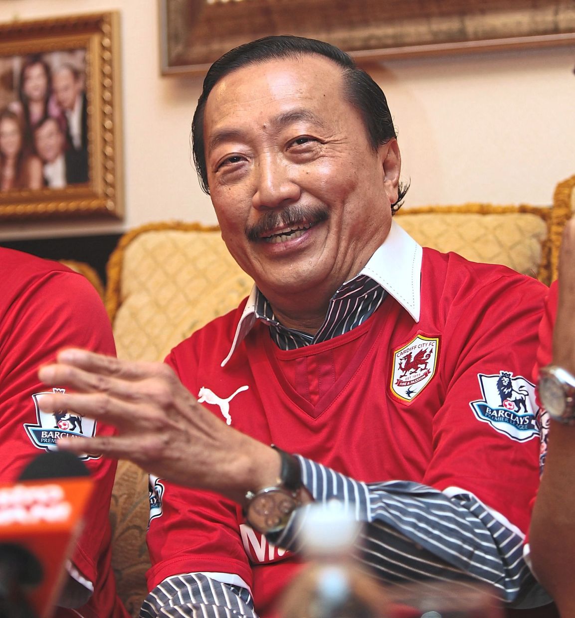 Cardiff City have earned promotion back to the English Championship after just one season in League One with a 3-1 away win against Reading on Saturday.