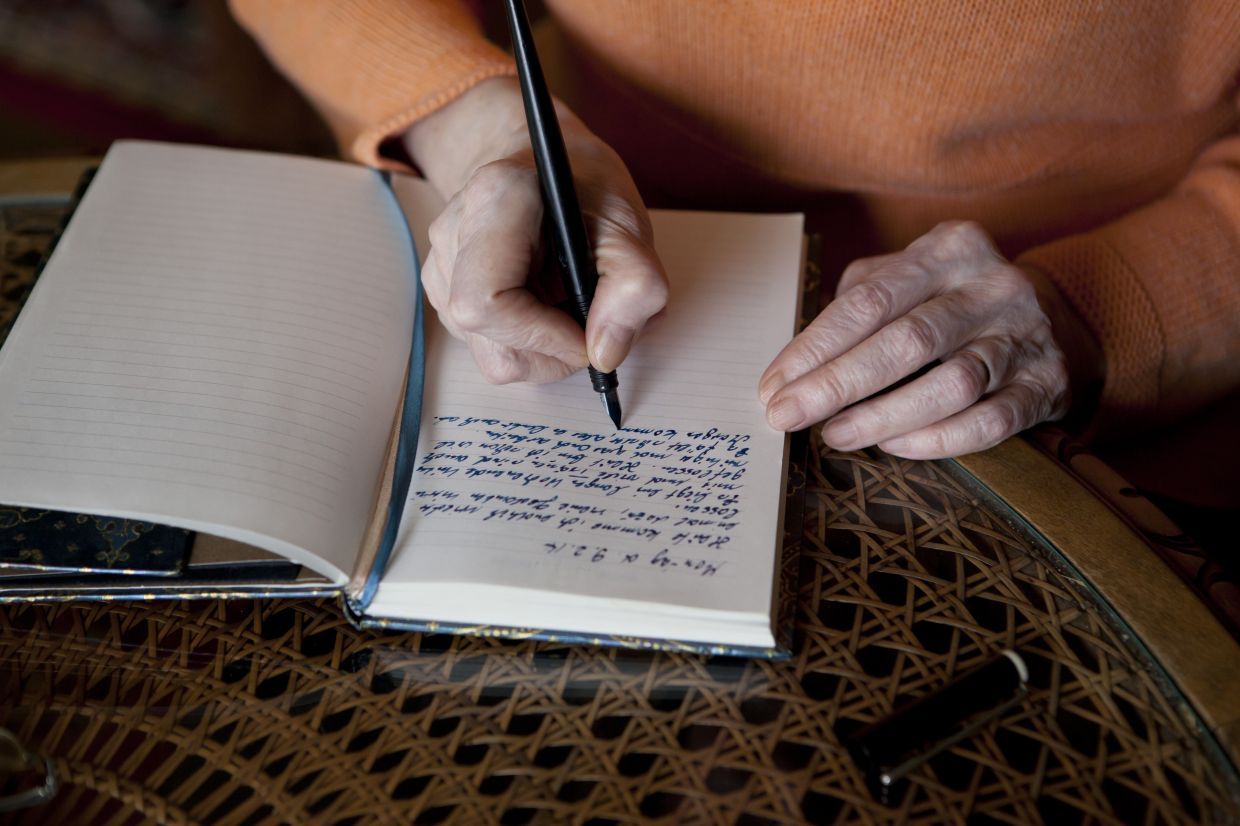 Journalling is different to the oldschool daily 'dear diary' approach, and can take just about any form you like - so long as it helps you get in touch with your feelings. Photo: Silvia Marks/dpa