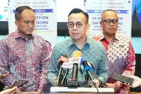 More than 2,600 co-op stores to open nationwide help cushion cost of living, says Sim