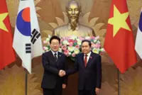 S. Korea and Vietnam set to sign dozens of business deals as Lee visits Hanoi