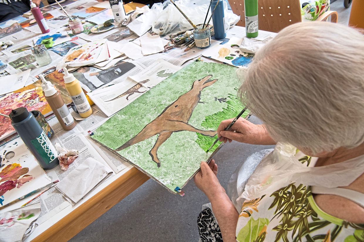 Engage your brain actively to lower dementia risk 