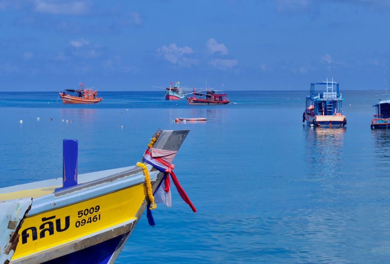 由于冲突扰乱了旅行，泰国依赖其他亚洲国家的游客