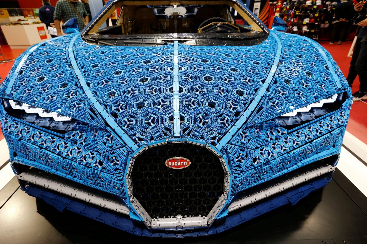 Porsche sells stake in sportscar maker Bugatti | The Star