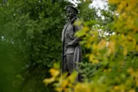 Putin returns 'Iron Felix' Dzerzhinsky to Russia's spy school