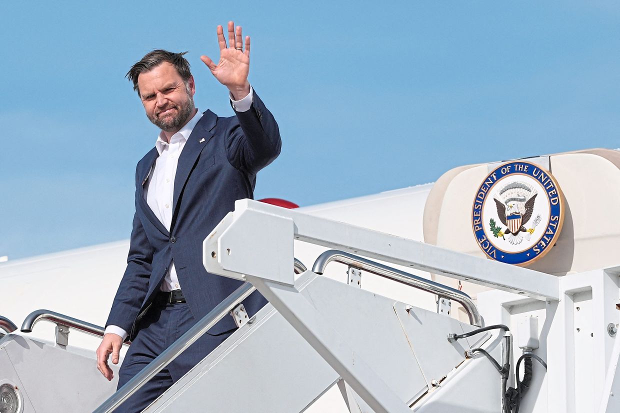 Vance arriving home from Islamabad after a not-so successful peace talk with Iran recently. — AFP/Getty Images/TNS