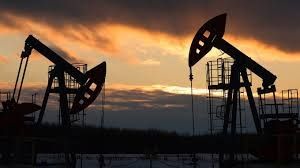 Indonesia akan mengimpor 150 juta barel minyak mentah dari Rusia tahun ini, kata wakil menteri