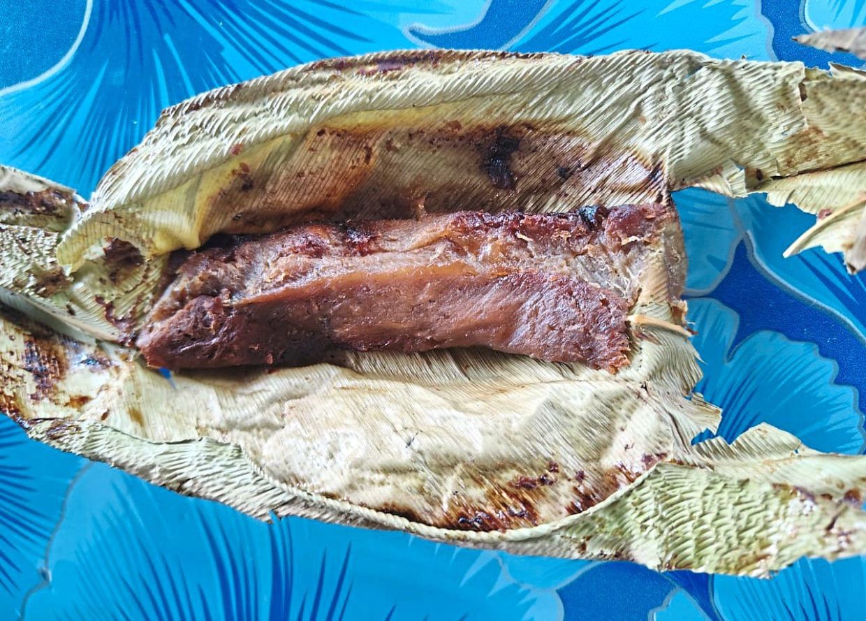 Smoked durian known as ‘diking dian’ is a traditional delicacy of Sarawak’s Kayan community.