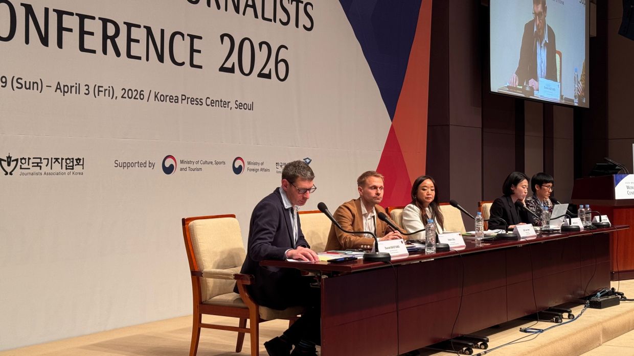 Setting the stage: Speakers (from left) Bastard, Lill, moderator Korea Herald managing editor Lee Joo-hee, SisaIN chief political editor Kim Eun-ji, and Daily News foreign news head, Pattraporn Paibulsin during the opening panel. - WJC 2026