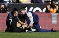 Soccer-Netherlands and Tottenham's Simons to miss World Cup after knee injury