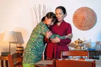 In theatre show ‘Pewaris’, families inherit more than just recipes and traditions