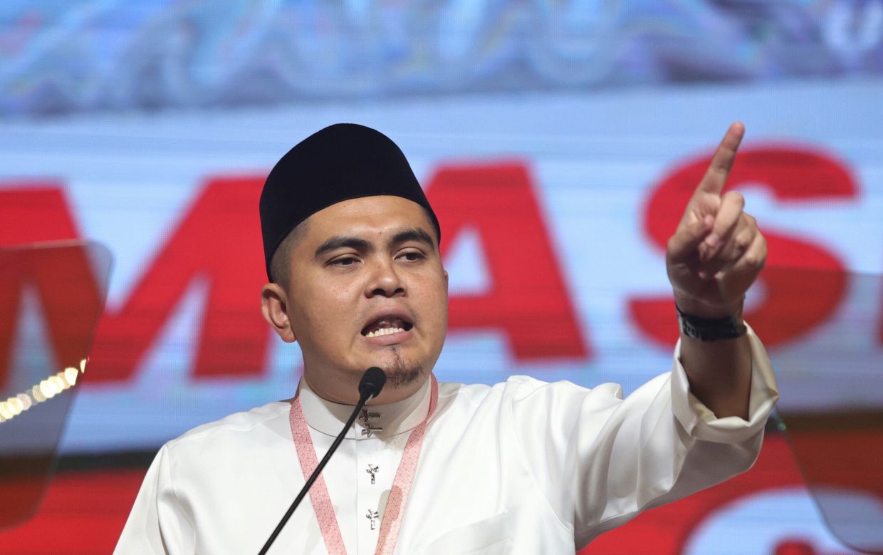 Datuk Dr Akmal Saleh has reaffirmed his stance against any attempt to form a government through “tebuk atap” (backdoor manoeuvres), urging all parties to respect the people’s mandate instead.