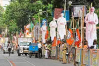 Defections boost PM’s grip