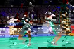 Bright spark as youngsters Zi Yu-Noraqilah shock world No. 7 in M'sia's loss to Japan