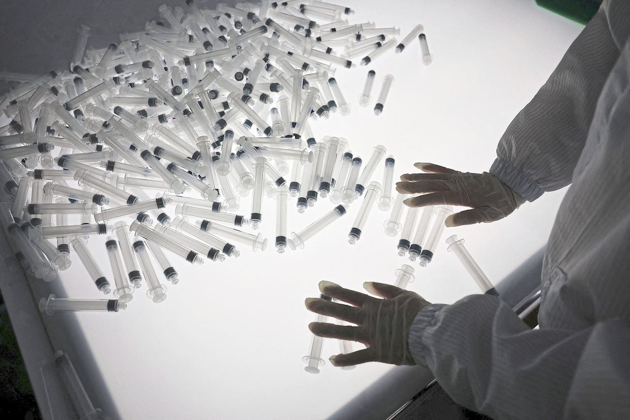 Syringes feeling the squeeze | The Star