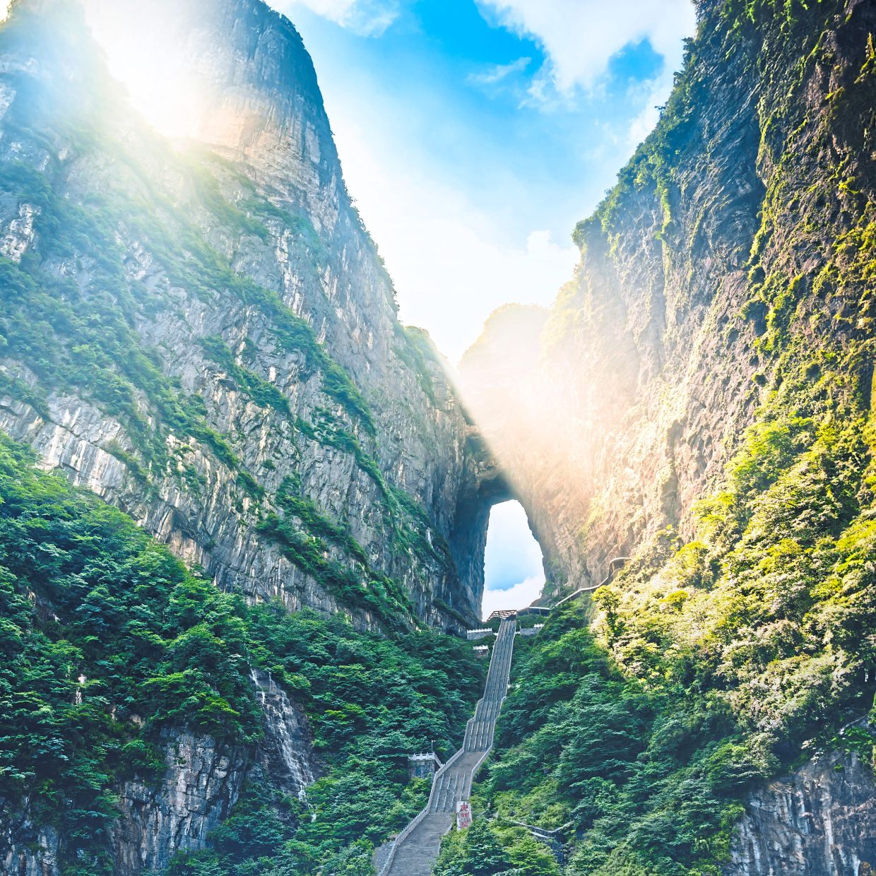 The Heaven’s Gate in Tianmen Mountain National Park is a natural archway that can be accessed through a 999-step entrance, known as “the Stairway to Heaven”.