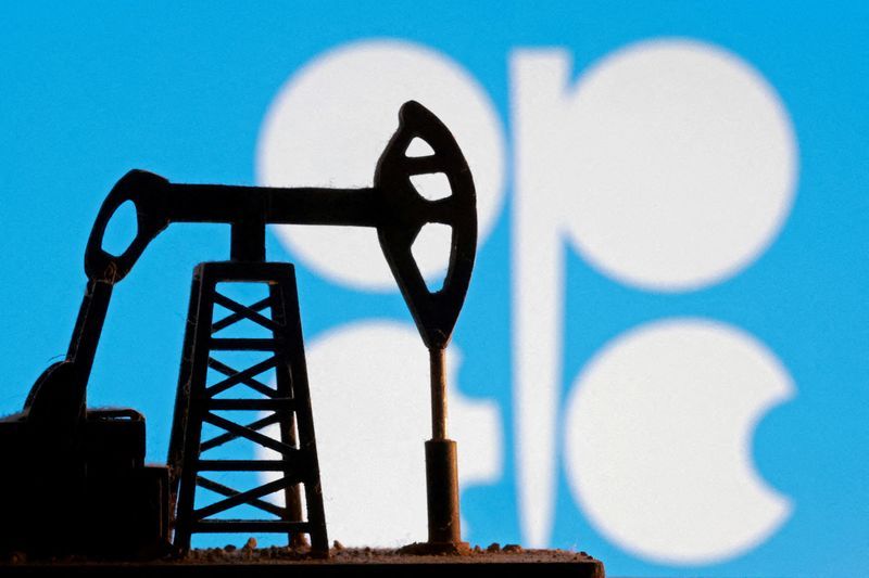 Oil slips as market digests UAE exit from OPEC, supply concerns linger ...