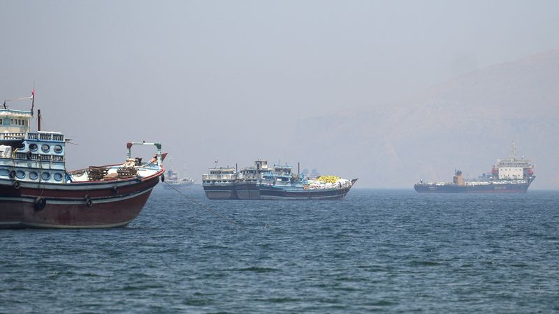 Hormuz shipping traffic remains at a trickle as US-Iran deadlock deepens