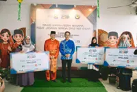 Charity homes for senior citizens receive aid