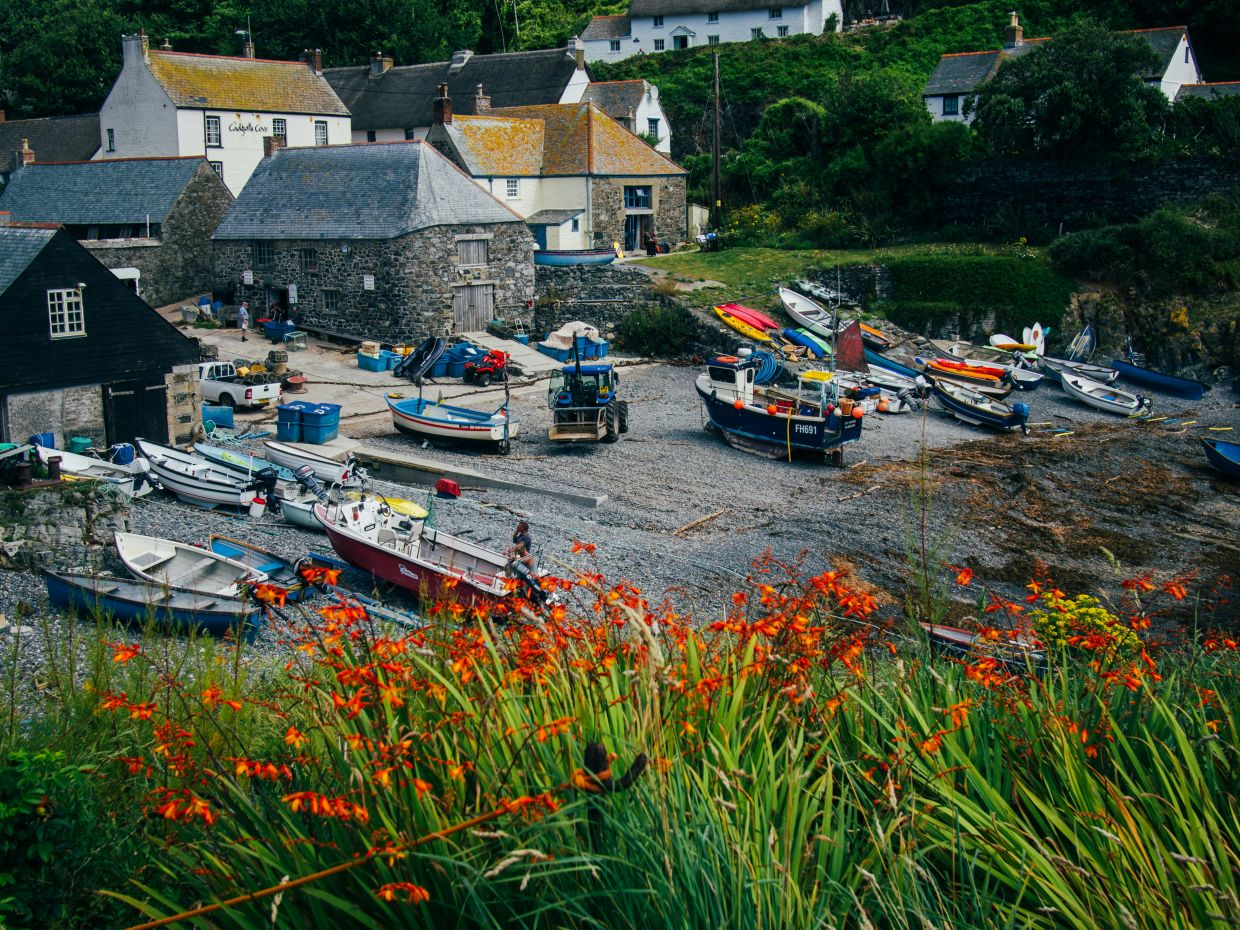 Cadgwith Cove is one of the Harry Potter filming locations in Cornwall.