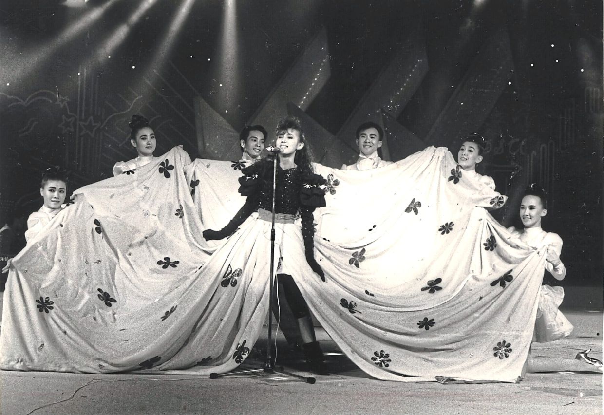 Fauziah’s winning performance at the Juara Pesta Pujaan Kingsway in 1989. Photo: NIK NAIZI HUSIN/The Star